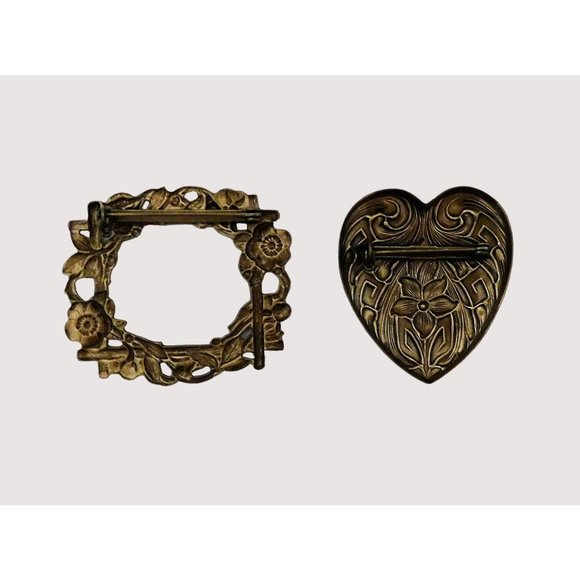 Set of 2 Pins Heart Floral Frame Brooch Lightweight Antique Gold Tone - Picture 2 of 4
